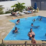 营地 Mobil-home Avec Terrasse Pour 4 Pers. - Api-1-52-1721 Arvert