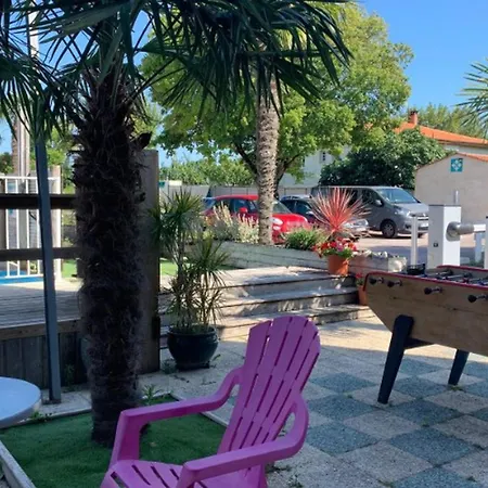 Mobil-home Avec Terrasse Pour 4 Pers. - Api-1-52-1721 * Arvert